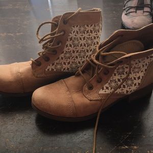 Route 66 brown w/ lace boots size 8